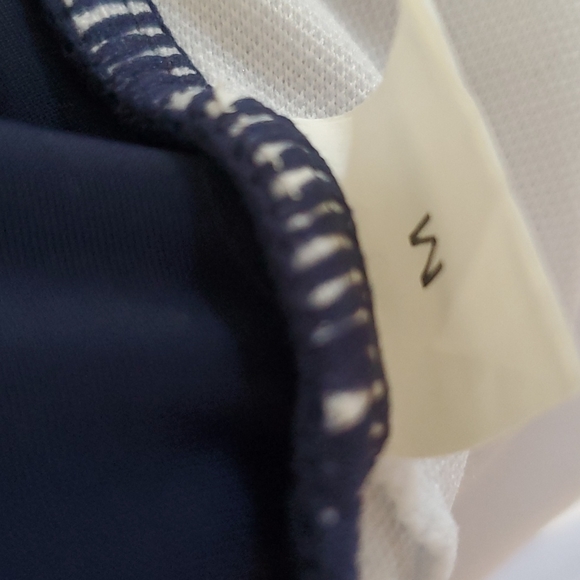 Women's Ruffled Bikini Top Navy Blue Size Medium - Picture 6 of 7